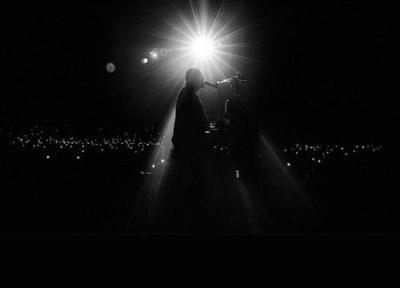 متن کامل و ترجمه آهنگ Turn the Lights Back On از Billy Joel متن کامل و ترجمه آهنگ Turn the Lights Back On از Billy Joel